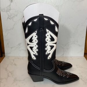 New Madden Girl "Saloon"  Black White Cowboy Boots Women's Sz 8 Western Boho Fun